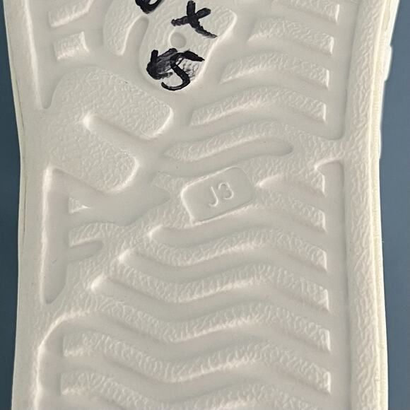 Native Jefferson Shell White Slip-On EVA Unisex Sneakers - Picture 10 of 11